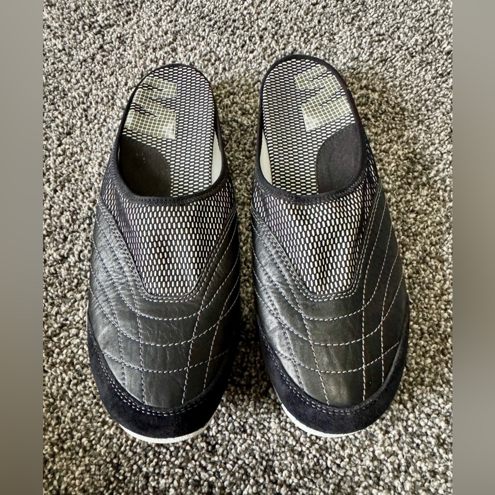 Merrell Women's Phoenicia Black/White Leather Comfort Mules Size 7